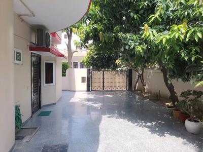Lobby Image of 9000 Sq.ft 10 BHK Independent House for sale in Sector 23 Gurgaon for Rs. 150000000