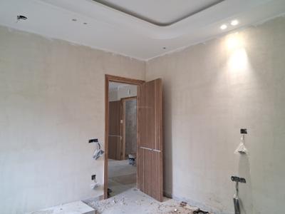 Bedroom Image of 1800 Sq.ft 3 BHK Builder Floor for sale in Paschim Vihar New Delhi for Rs. 38000000