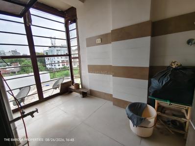 Balcony Image of 2000 Sq.ft 3 BHK Apartment / Flat for rent in Race Course Vadodara for Rs. 55000