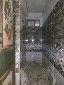Common Bathroom Image of 900 Sq.ft 3 BHK Builder Floor for sale in DLF Ankur Vihar Ghaziabad for Rs. 3355005