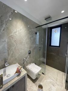 Bathroom Image of 2100 Sq.ft 4 BHK Apartment / Flat for sale in Khar West Mumbai for Rs. 135000000