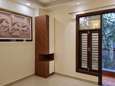 Bedroom Image of 900 Sq.ft 3 BHK Apartment / Flat for sale in Hans Luxury Floor, Razapur Khurd New Delhi for Rs. 6000000