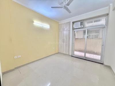 Bedroom Image of 3000 Sq.ft 5 BHK Villa for rent in Amrapali Dream Valley, Noida Extension Greater Noida for Rs. 49950