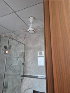 Bathroom Image of 2400 Sq.ft 3 BHK Builder Floor for sale in Trehan Luxury Floor 63, Kadarpur Gurgaon for Rs. 30000000