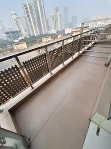 Balcony Image of 550 Sq.ft 1 RK Apartment / Flat for rent in Golden Golden Arcade, Sector 67 Gurgaon for Rs. 24000