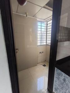 Bathroom Image of 1609 Sq.ft 3 BHK Apartment / Flat for rent in Happy Home Nakshatra Nebula, Rander Surat for Rs. 21000