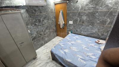 Bedroom Image of 900 Sq.ft 2 BHK Builder Floor for sale in Ganesh Nagar New Delhi for Rs. 7000000
