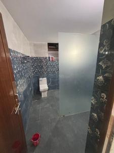 Bathroom Image of 1600 Sq.ft 3 BHK Builder Floor for rent in Newada Varanasi for Rs. 16000