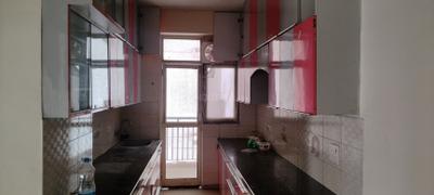Kitchen Image of 1898 Sq.ft 3 BHK Apartment / Flat for rent in Kingswood Court, Crossings Republik Ghaziabad for Rs. 25000