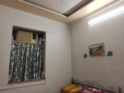 Bedroom Image of 500 Sq.ft 1 BHK Apartment / Flat for rent in Khar West Mumbai for Rs. 75000