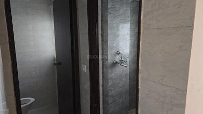 Bathroom Image of 585 Sq.ft 1 BHK Apartment / Flat for sale in Amrapali Dream Valley 2, Noida Extension Greater Noida for Rs. 4300000
