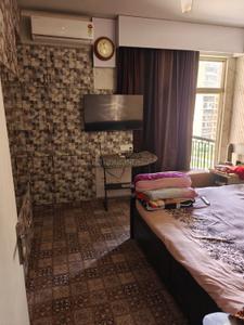Bedroom Image of 1420 Sq.ft 3.5 BHK Apartment / Flat for sale in Amrapali Zodiac, Sector 120 Noida for Rs. 15500000