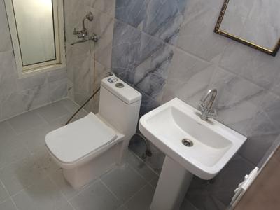 Image of 1500 Sq.ft 3 BHK Apartment / Flat for rent in Keltech Golf Vista, Crossings Republik, Ghaziabad for Rs. 25000