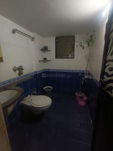 Bathroom Image of 800 Sq.ft 2 BHK Apartment / Flat for rent in Borivali West Mumbai for Rs. 45000