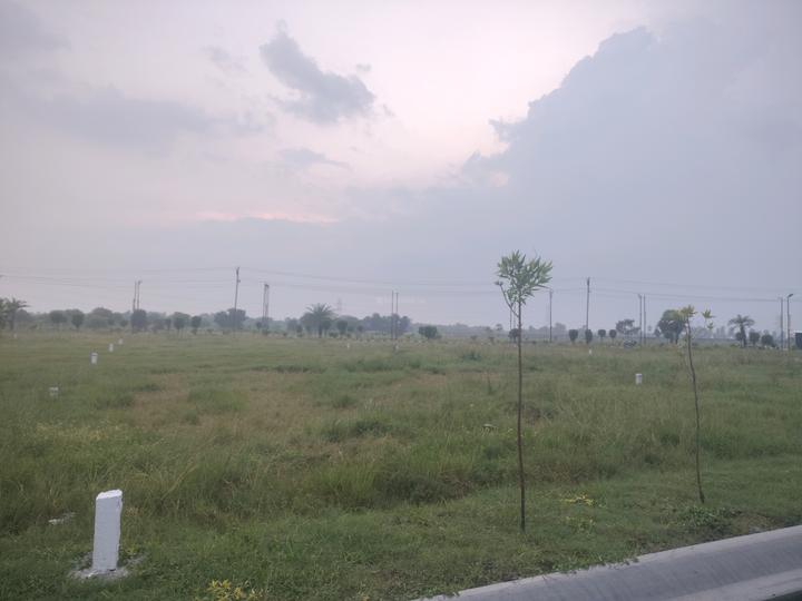 Mahindra Green Estates Main Image 1
