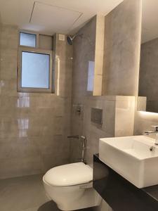 Common Bathroom Image of 1154 Sq.ft 3 BHK Apartment / Flat for sale in Sea Lord, Cuffe Parade Mumbai for Rs. 75000000