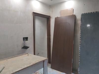 Bedroom Image of 900 Sq.ft 3 BHK Builder Floor for sale in Shahdara New Delhi for Rs. 8500000