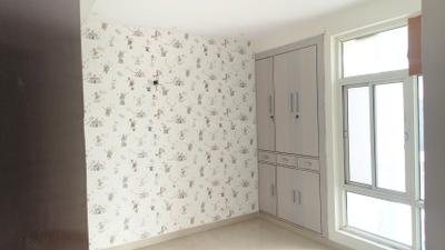 Bedroom Image of 1600 Sq.ft 3 BHK Apartment / Flat for rent in Grand Omaxe, Sector 93B Noida for Rs. 44000