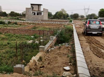 Balcony Image of 900 Sq.ft Residential Plot / Land for sale in Barsana Mathura for Rs. 2100000