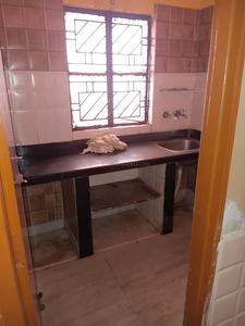Kitchen Image of 750 Sq.ft 2 BHK Apartment / Flat for sale in Jadavpur Kolkata for Rs. 4600000