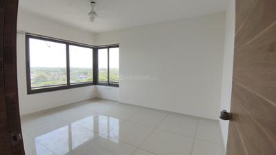 Bedroom Image of 2200 Sq.ft 3 BHK Apartment / Flat for rent in Shivalik Green View, Shantigram Ahmedabad for Rs. 60000