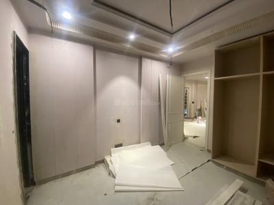 Bedroom Image of 2400 Sq.ft 4 BHK Builder Floor for sale in Model Town New Delhi for Rs. 45000000