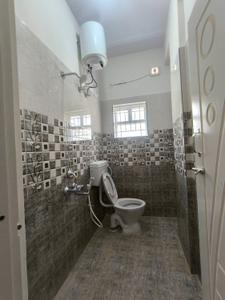 Bathroom Image of 1000 Sq.ft 2 BHK Independent House for rent in Kaggadasapura Bengaluru for Rs. 28000