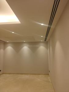 Bedroom Image of 3000 Sq.ft 4 BHK Builder Floor for rent in Defence Colony New Delhi for Rs. 625000