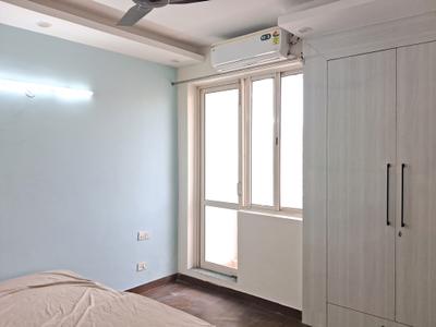 Bedroom Image of 1250 Sq.ft 3 BHK Apartment / Flat for sale in Jaypee Kosmos, Sector 134 Noida for Rs. 12000000