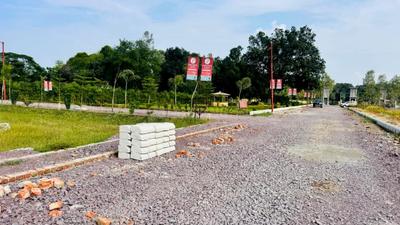 Image of 880 Sq.ft Residential Plot / Land for sale in Paradise Town Phase 2, Sultanpur Road, Lucknow for Rs. 2772000