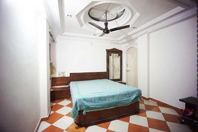 Bedroom Image of 1260 Sq.ft 3 BHK Apartment / Flat for sale in Maninagar Ahmedabad for Rs. 6400000