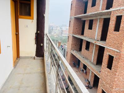Balcony Image of 1150 Sq.ft 3 BHK Apartment / Flat for sale in Way Jovian Luxury Homes 2, Lal Kuan Ghaziabad for Rs. 8500000