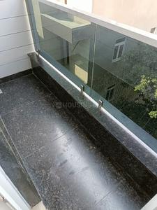 Balcony Image of 850 Sq.ft 2 BHK Builder Floor for rent in Pitampura New Delhi for Rs. 37000
