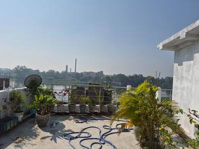 Balcony Image of 500 Sq.ft 1 RK Builder Floor for rent in Sri Krishna Nagar Motihari for Rs. 3000