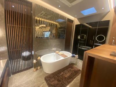 Bathroom Image of 7700 Sq.ft 4 BHK Villa for sale in Ratnaakar Aravalli, Shela Ahmedabad for Rs. 83500000