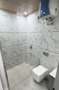 Bathroom Image of 1800 Sq.ft 3 BHK Duplex for sale in Sahastradhara Road Dehradun for Rs. 12500000