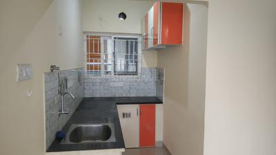 Kitchen Image of 700 Sq.ft 2 BHK Apartment / Flat for rent in Parappana Agrahara Bengaluru for Rs. 20000