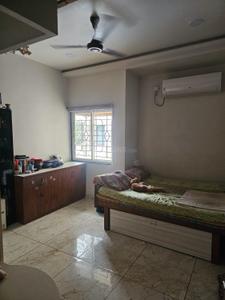 Bedroom Image of 765 Sq.ft 2 BHK Apartment / Flat for rent in Samrat Nagar Kolhapur for Rs. 13000