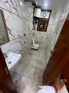 Image of 1080 Sq.ft 3 BHK Builder Floor for sale in Pul Prahlad Pur, New Delhi for Rs. 8500000