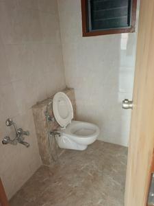 Bathroom Image of 748 Sq.ft 2 BHK Apartment / Flat for rent in Priya Crossroads, Sevasi Vadodara for Rs. 15000