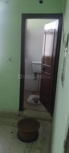 Bathroom Image of 1450 Sq.ft 3 BHK Apartment / Flat for sale in Purvanchal Bhagirathi Apartments, Sector 62 Noida for Rs. 14800000