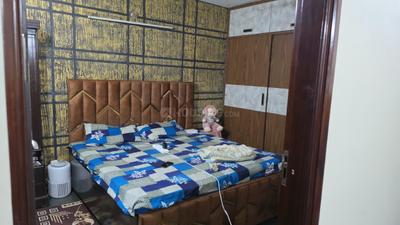 Bedroom Image of 860 Sq.ft 2 BHK Builder Floor for rent in Dwarka Mor New Delhi for Rs. 16000