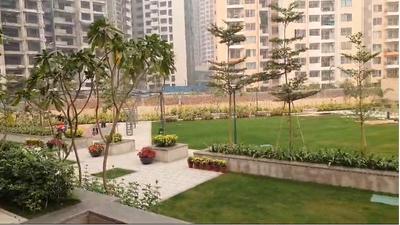 Image of 4500 Sq.ft 4 BHK Builder Floor for sale in BPTP Amstoria , Sector 102, Gurgaon for Rs. 49000000
