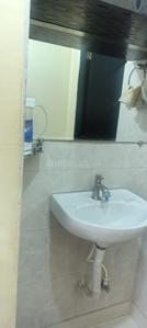Bathroom Image of 575 Sq.ft 1.5 BHK Apartment / Flat for sale in Sri Arihant Samriddhi Towers, Barkhera Pathani Bhopal for Rs. 190000