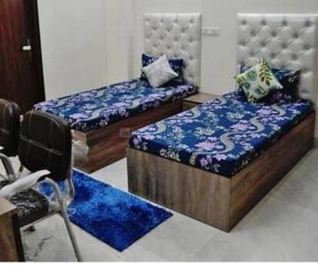Bedroom Image of Shiv niwas pg  in Sector 37, Noida