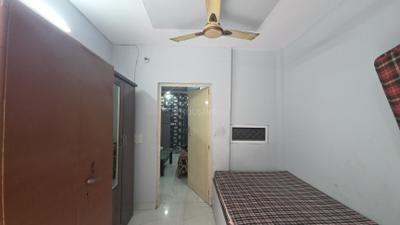 Bedroom Image of 400 Sq.ft 1 BHK Apartment / Flat for rent in Pitampura New Delhi for Rs. 19000