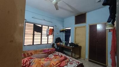 Bedroom Image of 1200 Sq.ft 4 BHK Apartment / Flat for sale in Lake Gardens Kolkata for Rs. 6000000