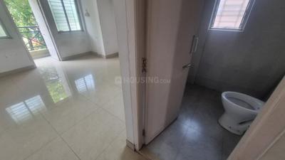 Bathroom Image of 1650 Sq.ft 3 BHK Apartment / Flat for sale in Santoshpur Kolkata for Rs. 9800000