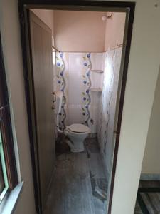 Bathroom Image of 725 Sq.ft 3 BHK Apartment / Flat for sale in Sodepur Kolkata for Rs. 2500000