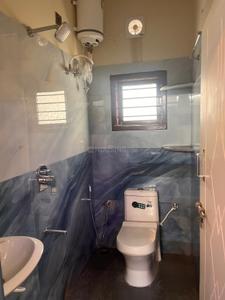 Bathroom Image of 850 Sq.ft 2 BHK Builder Floor for rent in Kithaganur Colony Bengaluru for Rs. 18000